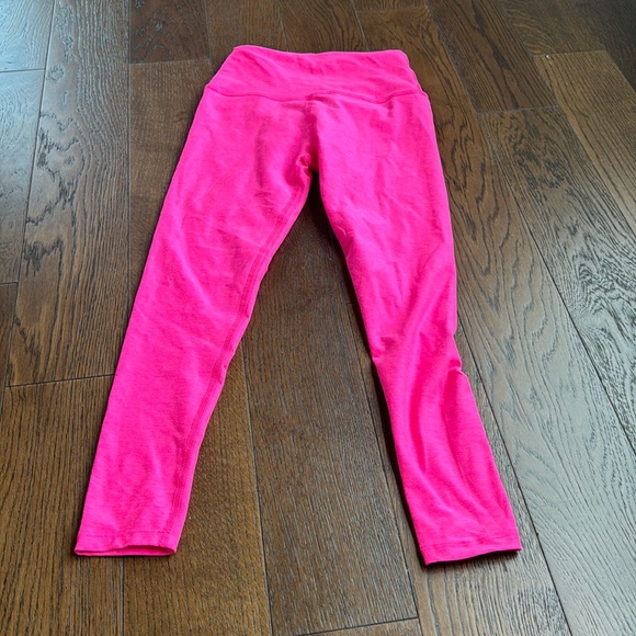 Beyond Yoga. Hot pink leggings. EUC. - Picture 1 of 3
